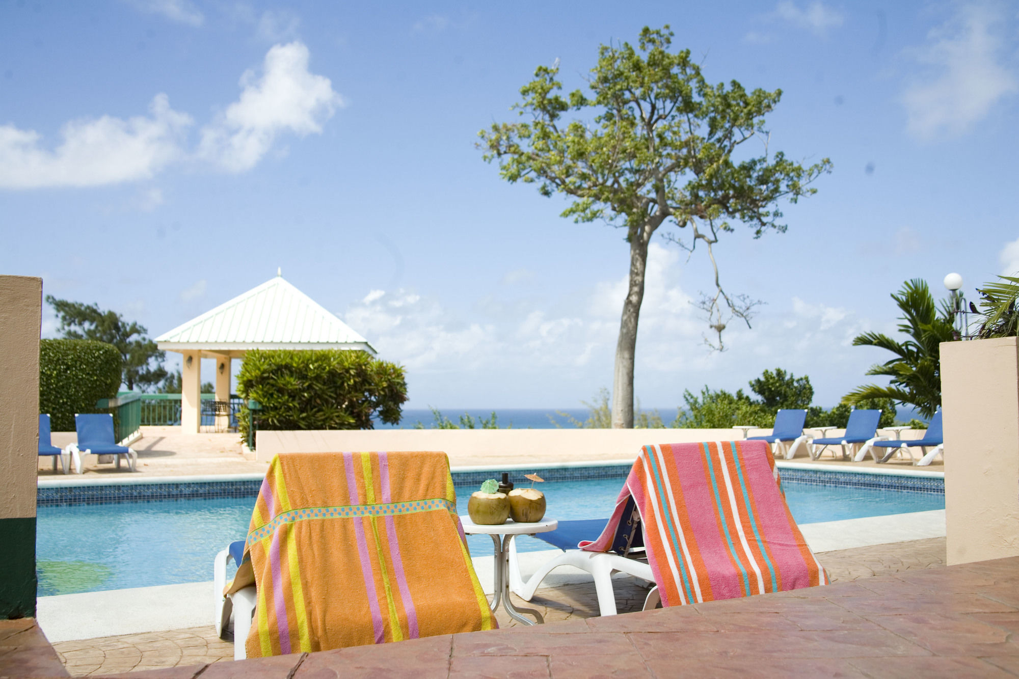 Cardiff Hotel And Spa Runaway Bay Exterior foto